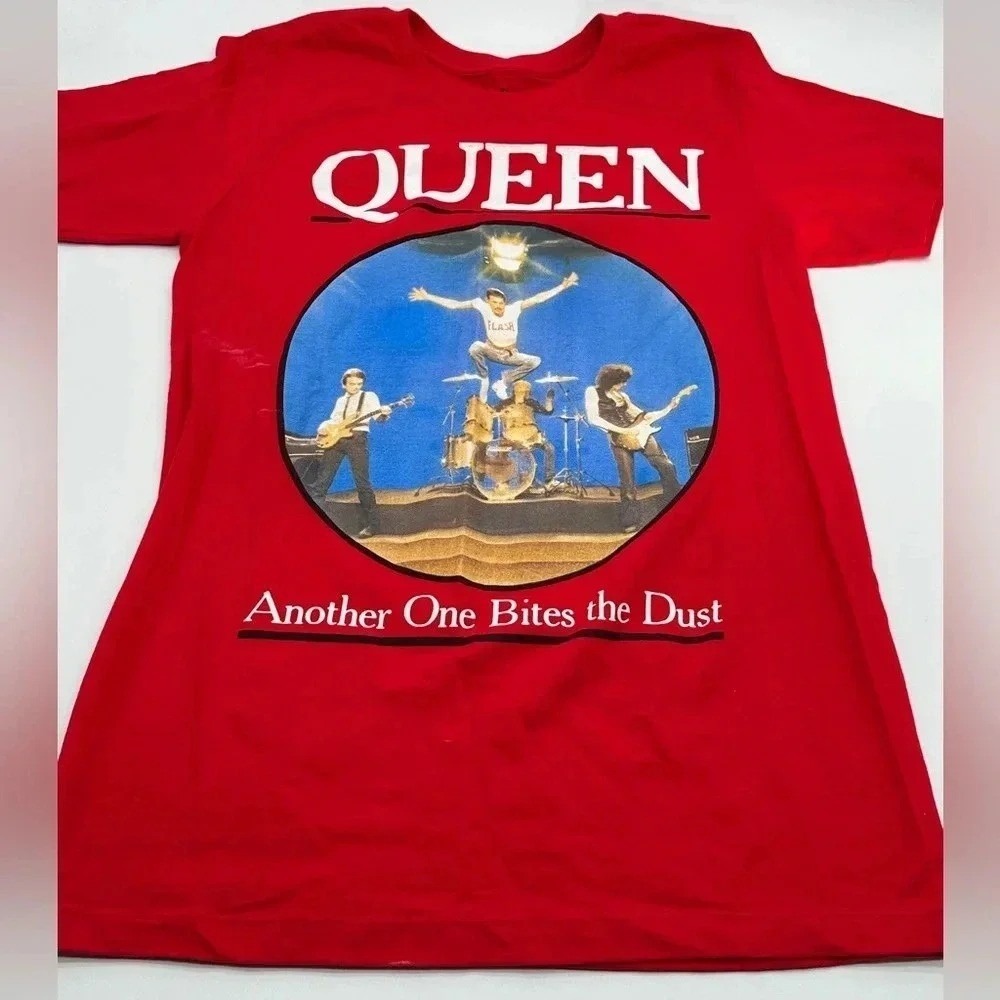 Queen Band T Shirt Official Merch Another One Bites the Dust‎ Men Red Small
